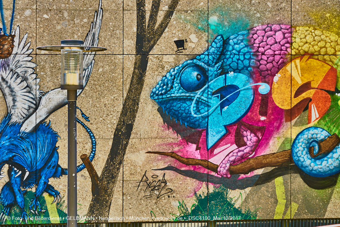 21.03.2017 - Abrissbaustelle Quiddezentrum in Neuperlach